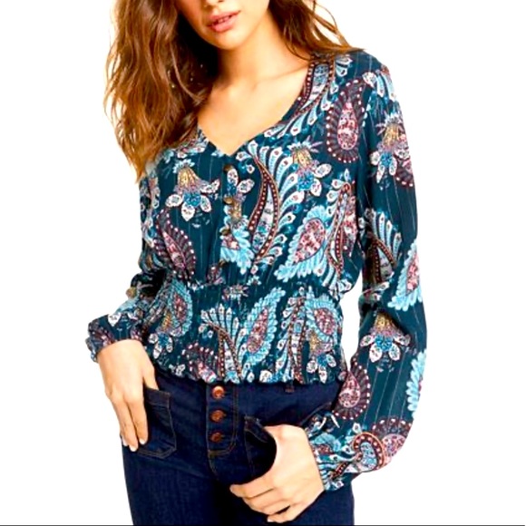 Gypsies & Moondust Shine Smocked Top - Picture 8 of 8